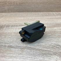 74932E 200402  Air flap motor/actuator Volvo S60