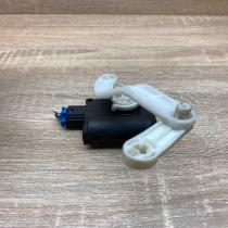 4F0820511B 0132801369 With Leg Air flap motor/actuator Audi Q7 4L
