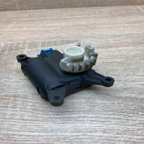 1K0907511D 0132801337 With Plug Air flap motor/actuator Volkswagen Touran I