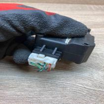 2K440 30860  With Plug Air flap motor/actuator Nissan Almera Tino