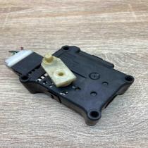 2K440 30860  With Plug Air flap motor/actuator Nissan Almera Tino