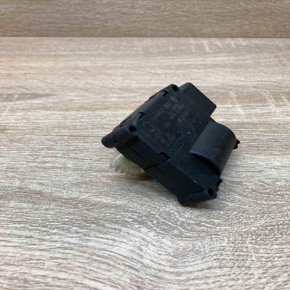 4F0820511B 0132801369  Air flap motor/actuator Audi A6 S6 C6 4F