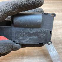 4F0820511A 0132801359  Air flap motor/actuator Audi A6 S6 C6 4F