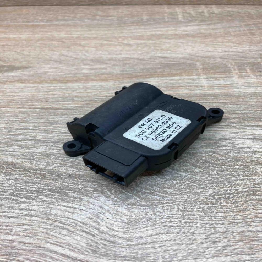 3C0907511D 116880 2930  Air flap motor/actuator Volkswagen Golf V