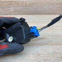 0132801363 116880 2872 With Plug Air flap motor/actuator Volkswagen Golf Plus