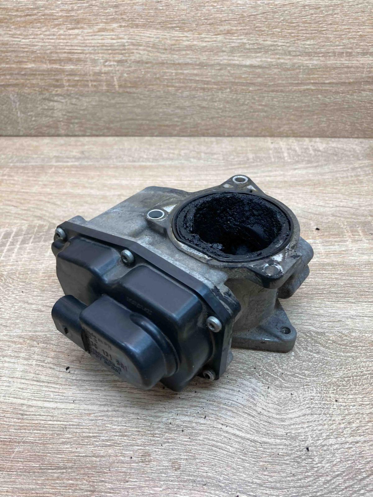 03G131501   EGR valve Volkswagen PASSAT B6