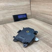 063700 7960 2120 12V 5F  Air flap motor/actuator Toyota Prius (XW20)