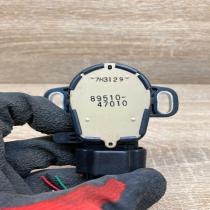 89510 47010  With Plug Brake pedal sensor switch Toyota Prius (XW20)