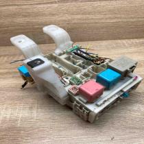80411 6048 8G31 1496  Fuse module Toyota Prius (XW20)