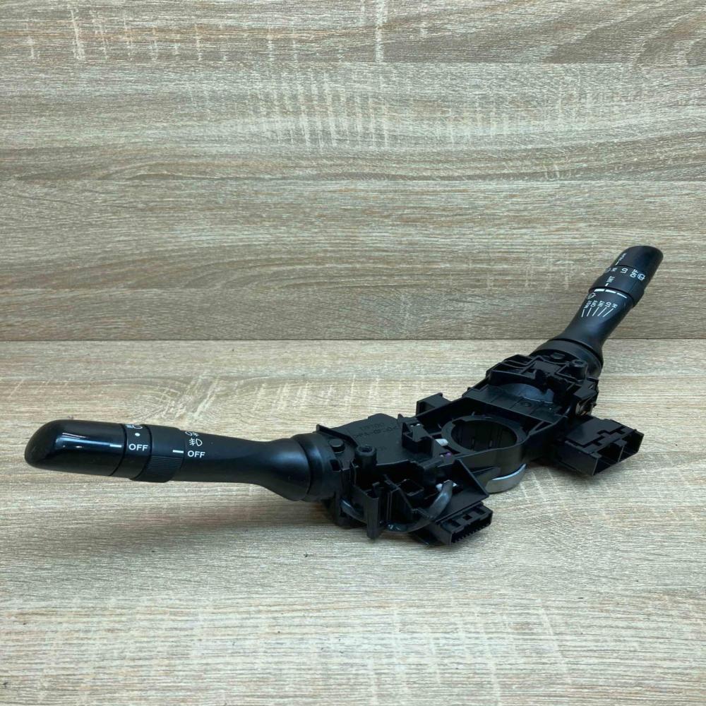 42100 17F220 17F100 G07 Wiper turn signal indicator stalk/switch Toyota RAV 4 (X
