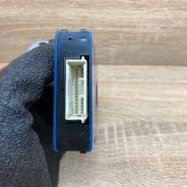 89111 47030 232400 5091 Used Comfort/convenience module Toyota Prius (XW20)