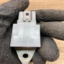 90980 04174 Used  Other relay Toyota Prius (XW20)