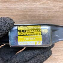 89833 47030 187900 0912 R4 Airbag deployment crash/impact sensor Toyota Prius (X