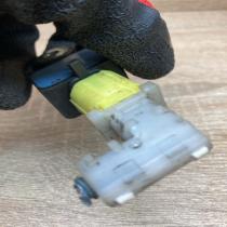 89173 12170 Used With Plug Airbag deployment crash/impact sensor Toyota RAV 4 (X