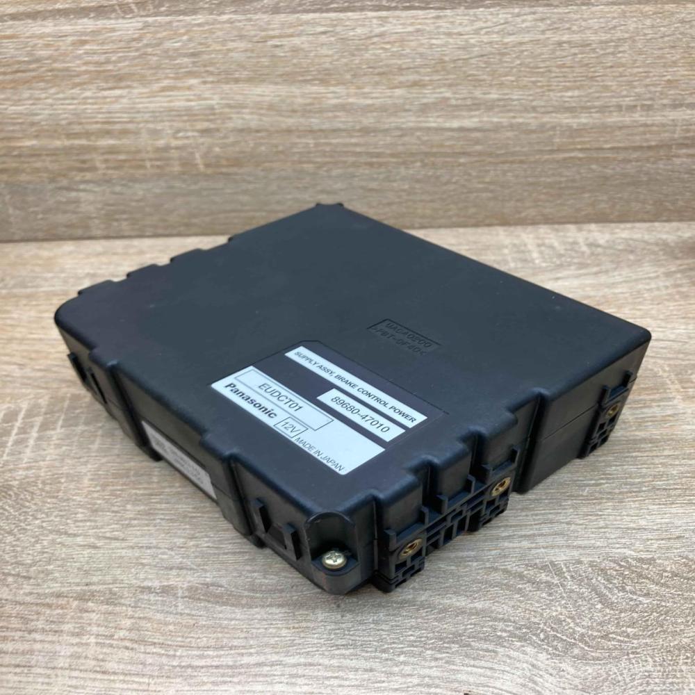89680 47010 EUDCT01  Brake system control unit/module Toyota Prius (XW20)