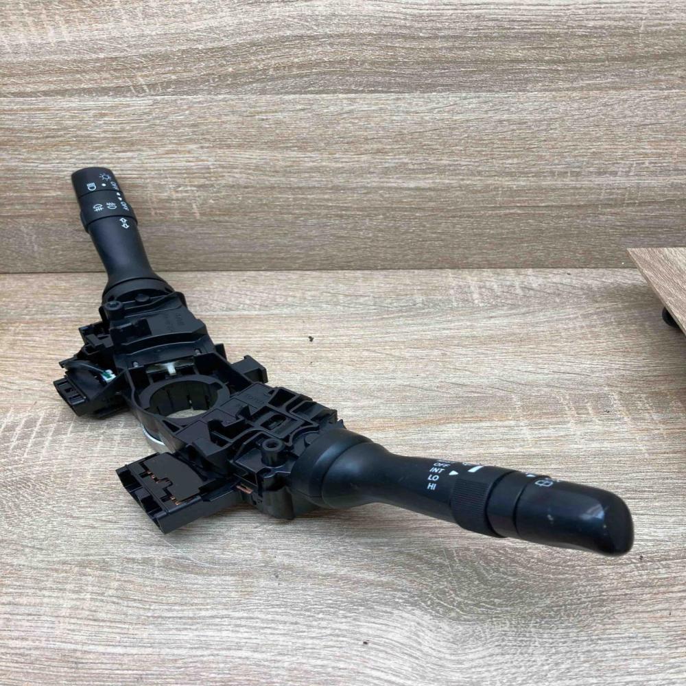 47090 173891 173832 Used Wiper turn signal indicator stalk/switch Toyota Prius (