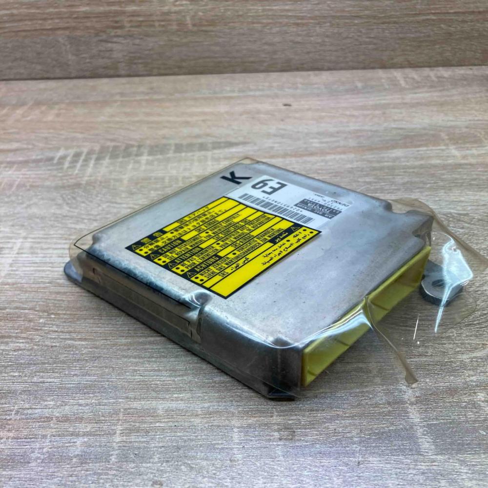 89170 47390 152300 6951 Used Airbag control unit/module Toyota Prius (XW20)