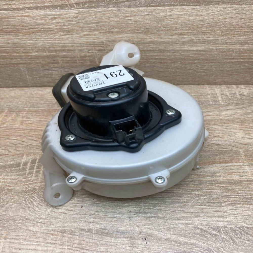 87130 47070 117200 2913 291 Heater fan/blower Toyota Prius (XW20)