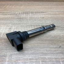 036905715F   High voltage ignition coil Volkswagen Golf V