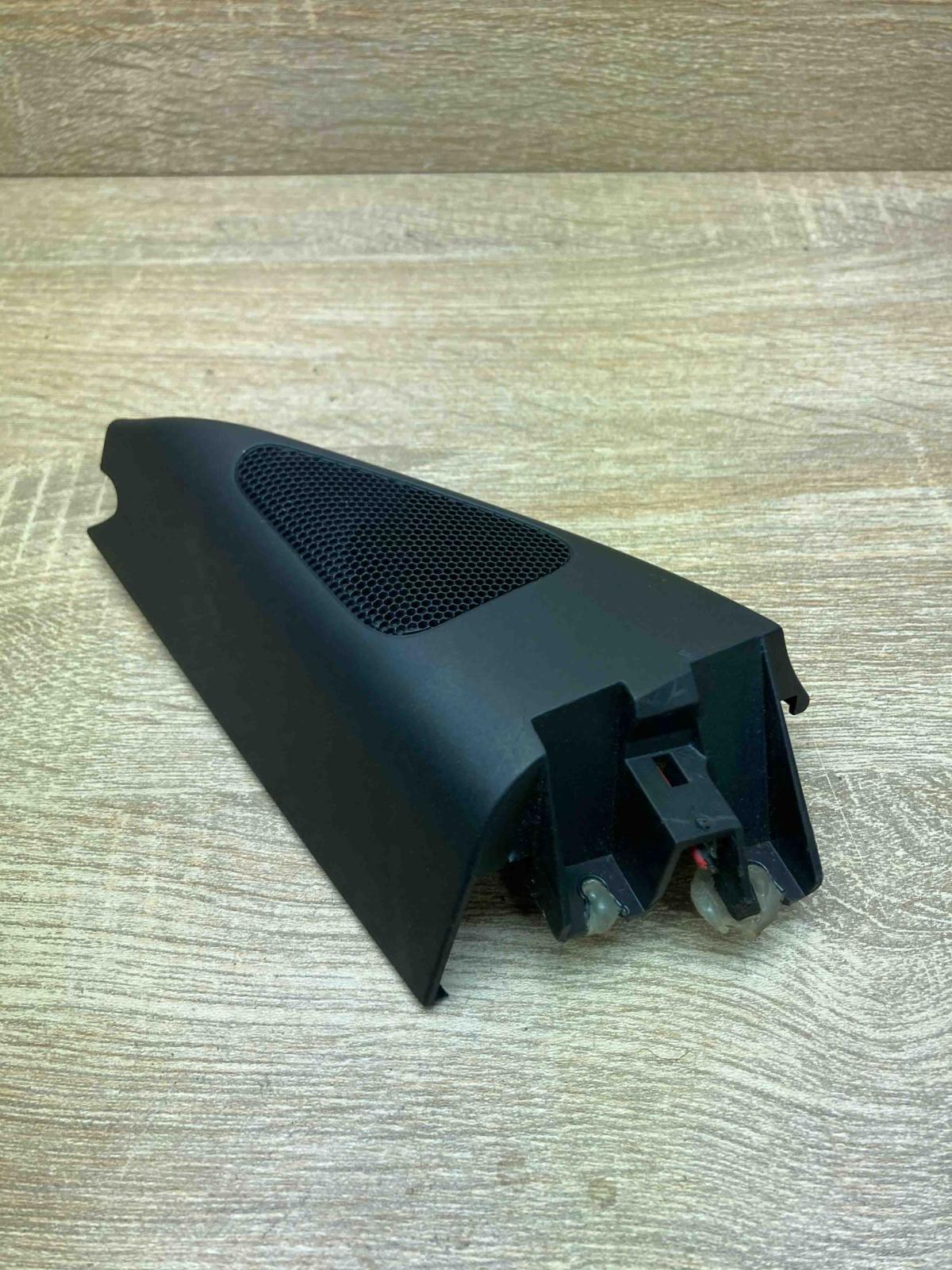 3C0035411 3C0837993  Front door high frequency speaker Volkswagen PASSAT B6