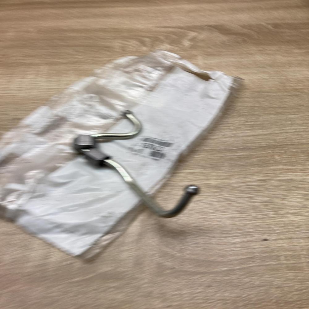 1570E3   Fuel line pipe Citroen C3