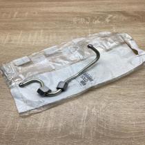 1570E3   Fuel line pipe Citroen C3