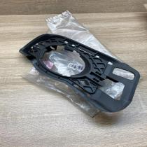 A2048852523  Right side Front fog light trim/grill Mercedes-Benz C W204