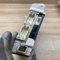 89221 47222 8922147222 82730 47420 A Fuse module Toyota Prius (XW30)