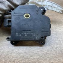 063800 0181 0638000181  Air flap motor/actuator Toyota Prius (XW30)