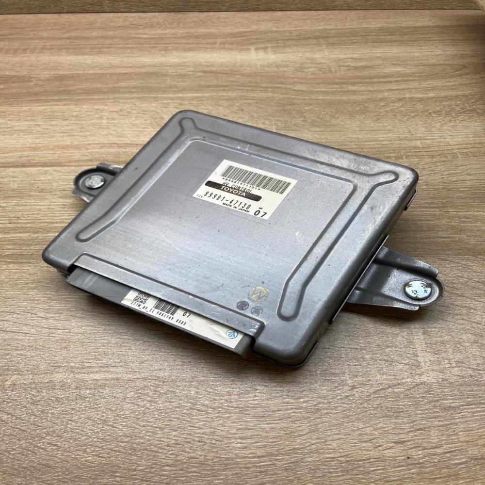 89981 47130 8998147130  Engine control unit/module ECU Toyota Prius (XW20)