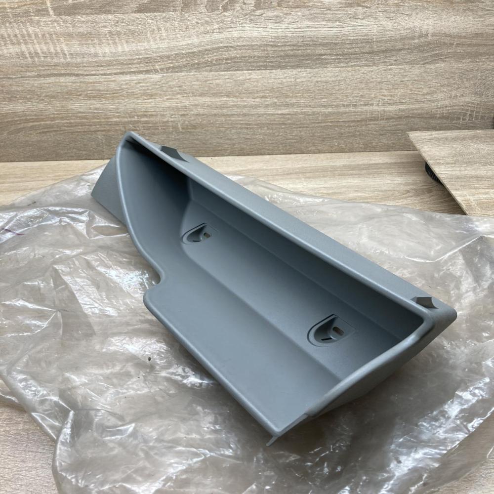 90440151 2223229 Sill panel drivers side Front door storage pocket/box Opel Zafi