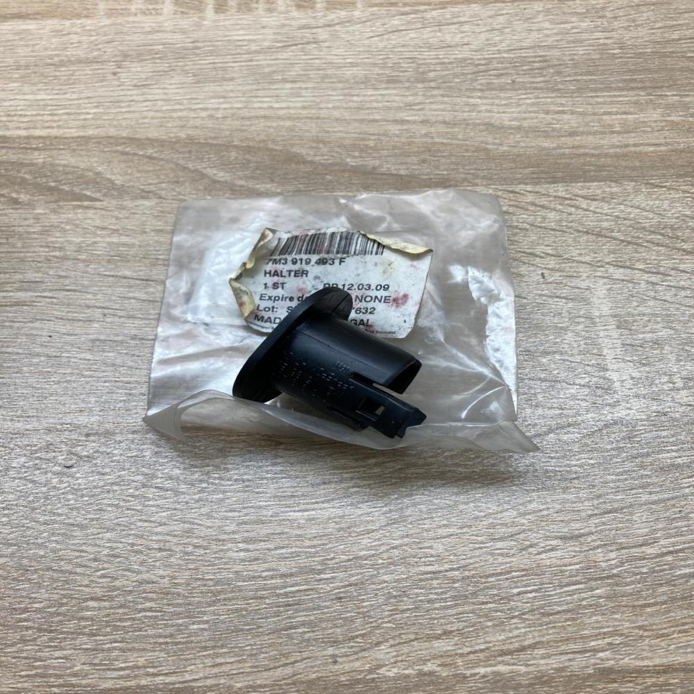 7M3919493F YM21 15K861 EB  Front parking sensor holder (PDC) Volkswagen Sharan