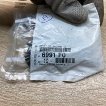 6991F0  10 Pcs Front bumper mounting bracket Peugeot RCZ
