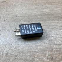 90506697   Other relay Opel Omega B2