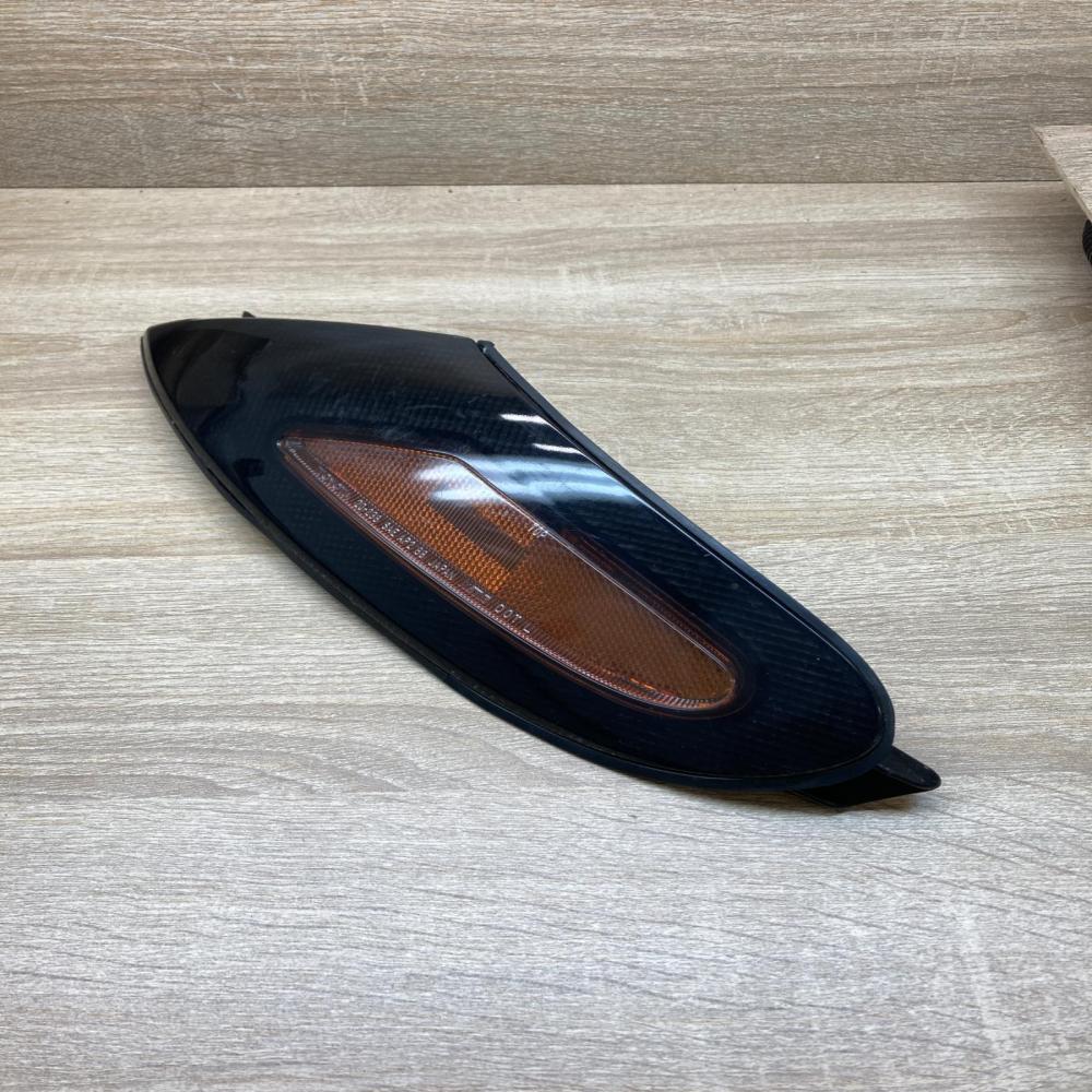 20 238 Toyota  Left side Front indicator light Toyota Celica T180