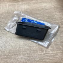 81755 2R200WK 81755 2R200  Tailgate trunk handle Hyundai i30