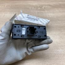 6000627954 001 6000627954  Electric window control switch Alfa Romeo Giulia