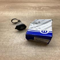 0053136528 001 53136528 56046636AA 12 V Socket (front) Dodge Charger