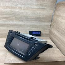 86140 47020 8614047020  Radio/CD/DVD/GPS head unit Toyota Prius+ (ZVW40)