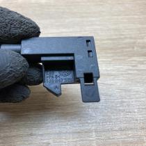 1J0947561   Other switches/knobs/shifts Skoda Octavia Mk2 (1Z)