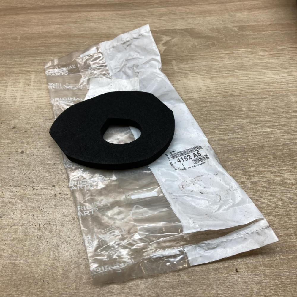 4152A6 4152 A6  Other body part Citroen DS3