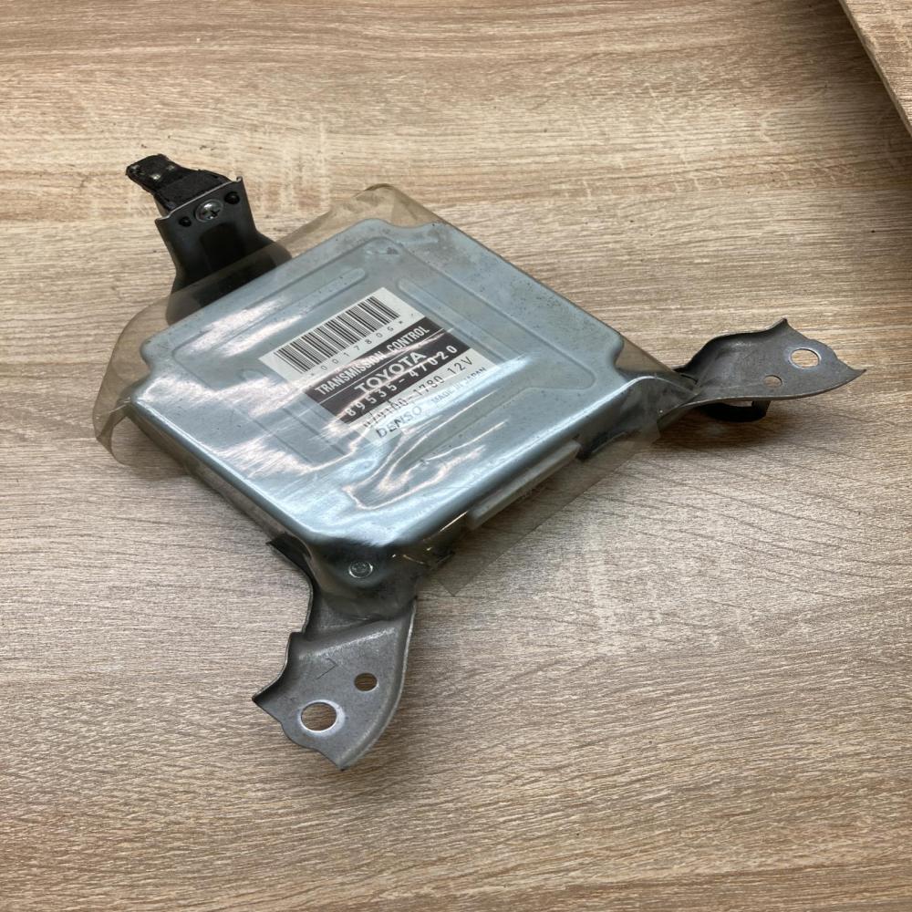 89535 47020 8953547020 079100 1780 Gearbox control unit/module Toyota Prius (XW2