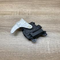 063800 0181 0638000181  Air flap motor/actuator Toyota Prius (XW30)