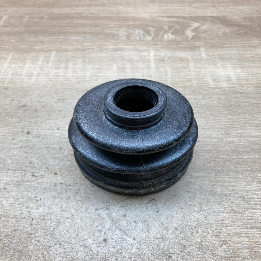 49542 28540 4954228540  Driveshaft inner CV joint boot Hyundai Elantra