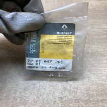 7701047281   Oil filler cap Renault Megane III