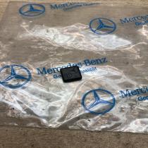 0009873945   Tailgate trim Mercedes-Benz E W124