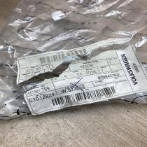 3C0807177   Front bumper mounting bracket Volkswagen PASSAT B6