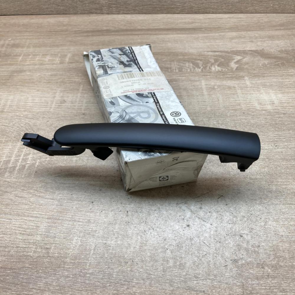 3B0837207   Front door exterior handle Volkswagen PASSAT B5