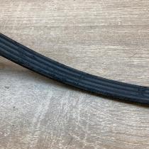 S9771 32D100   Alternator belt KIA Sportage
