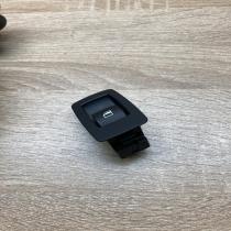 9113773   Electric window control switch BMW 5 E34